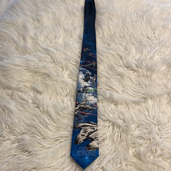 Star Wars Man Tie BNWOT  wide 3” beautiful tie - Picture 7 of 8